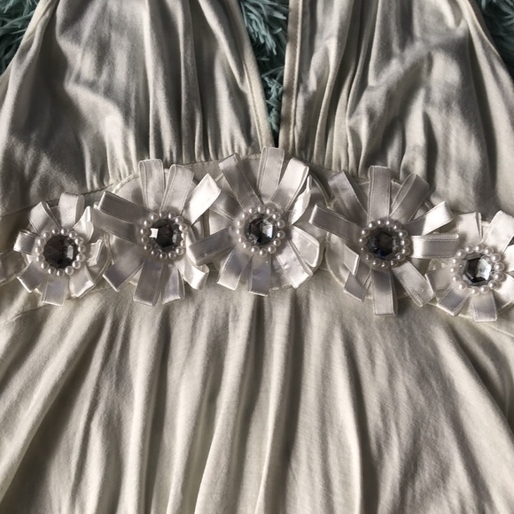 White Floral Bling Top - Picture 2 of 4